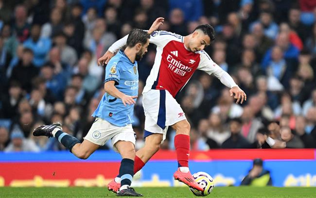 Bernado Silva so sánh cách Arsenal và Liverpool đá với Man City 1